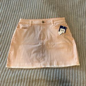 Size 13 peach/coral Arizona denim skirt